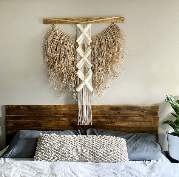 RAFFIA WALL DECOR